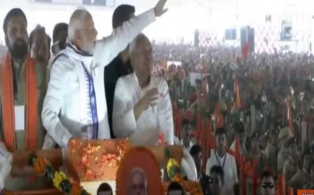 मोतिहारी पहुंचे PM मोदी, बिहार को देंगे हजारों करोड़ की योजनाओं की सौगात