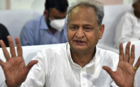 'स्वास्थ्य का कारण नहीं हो सकता है, वजह कुछ और है जो बाहर नहीं आई'