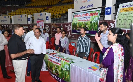 पशु सखी से लेकर प्रशासनिक अधिकारी दिखे स्वास्थ्य को लेकर सजग 