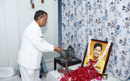 कैबिनेट मंत्री के भतीजे को श्रद्धांजलि देने फरसगुड़ा पहुंचे भाजपा नेता