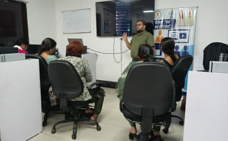 प्रोजेक्ट दक्ष , महिला सुपरवाइजर बन रहीं डिजीटली सशक्त