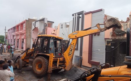 "अब नहीं बख्शे जाएंगे अवैध कॉलोनाइज़र"  25 एकड़ ज़मीन पर बनी कॉलोनी पर चला बुलडोजर