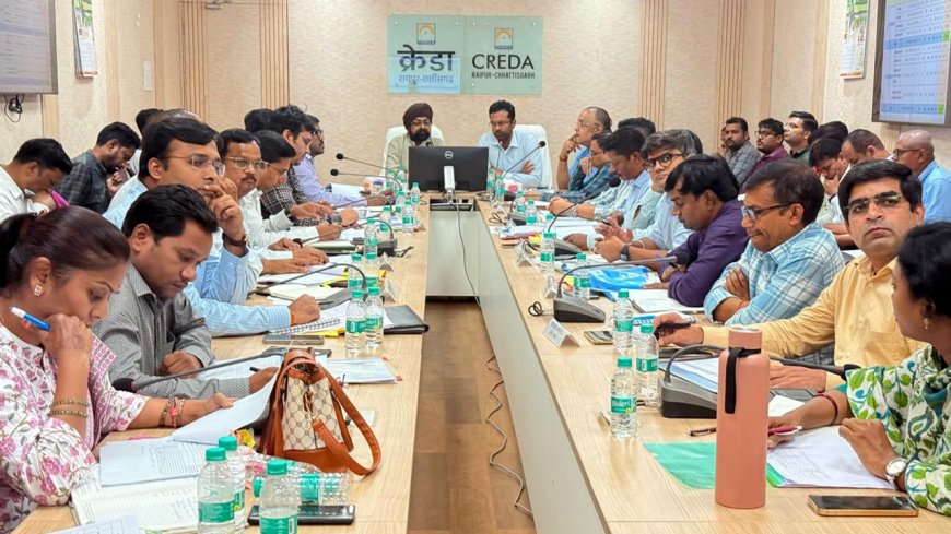 क्रेडा की मासिक समीक्षा बैठक  कार्यों में तेजी, पारदर्शिता और जवाबदेही पर ज़ोर