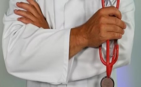 विशेषज्ञ चिकित्सक