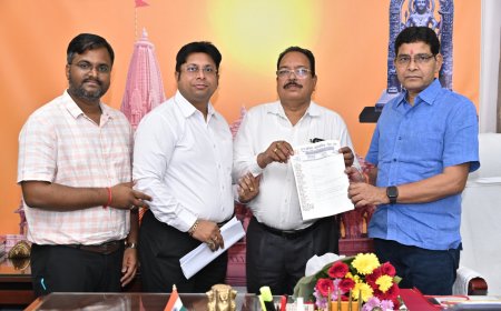 राजस्व मंत्री की पहल से तहसीलदारों का हड़ताल खत्म 