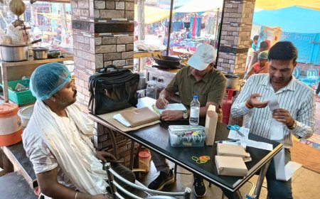 चलित प्रयोगशाला जांच, 'बने खाबो-बने रहिबो' अभियान में होटलों, ढाबों और स्ट्रीट फूड वेंडर्स की जांच