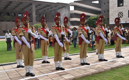 स्वतंत्रता दिवस : मंत्रालय में अपर मुख्य सचिव ने किया ध्वजारोहण