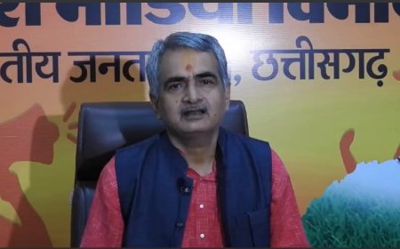 गांधी परिवार की यात्राओं में कांग्रेसियों की अनिवार्य हाजिरी : भाजपा