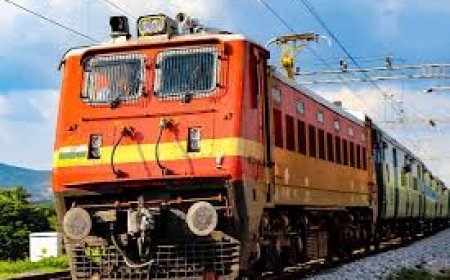 यात्री सुविधा : दुर्गा पूजा स्पेशल ट्रेन चलाएगा रेलवे  