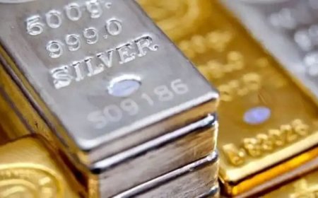 शेयर बाजार में आई तेजी, उधर गिर गए सोने-चांदी के दाम