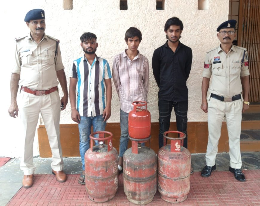 उरला में ताला तोड़कर गैस सिलेंडर चोरी, तीन शातिर चोर गिरफ्तार
