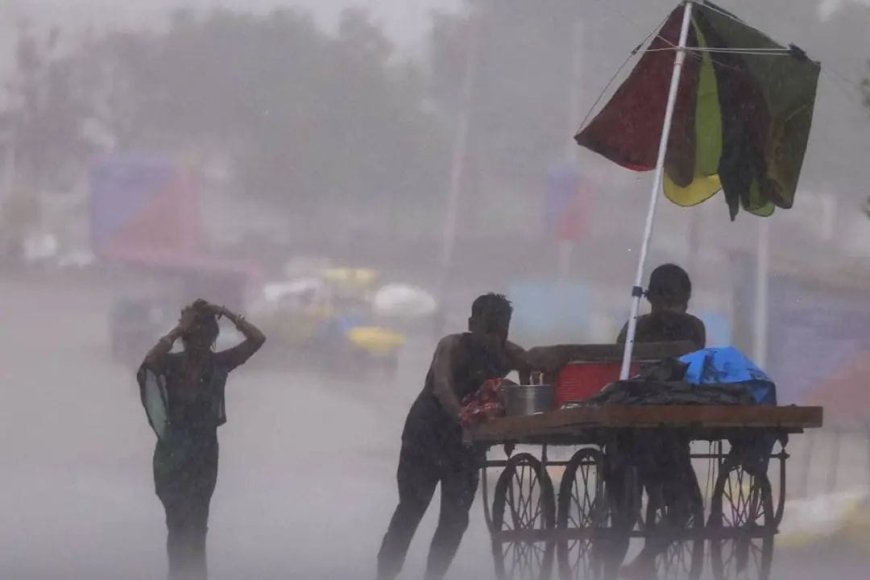 अगले 48 घंटे तक बहुत भयंकर बारिश, उफान पर नदियां