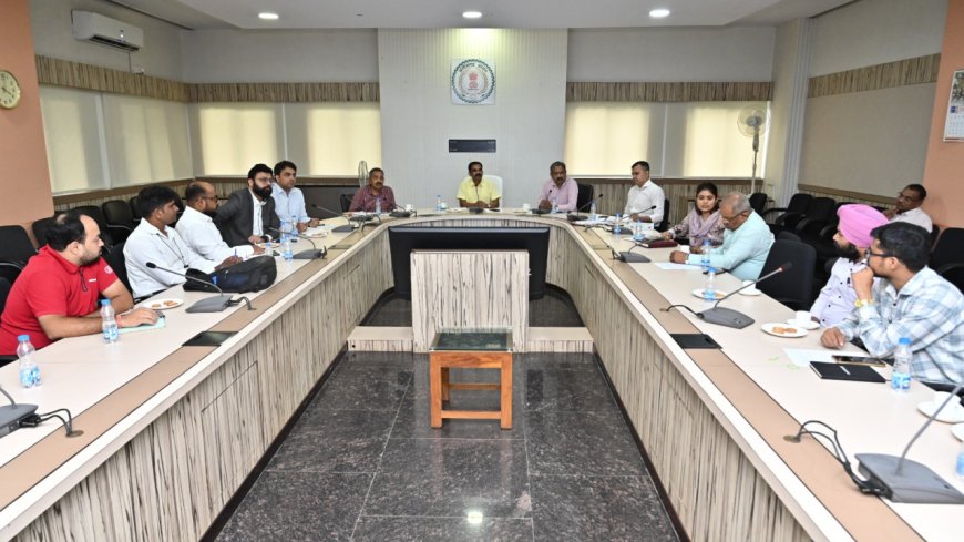 छत्तीसगढ़ में अधिक से अधिक ई-चार्जिंग स्टेशन स्थापित करने की शुरू हुई कवायद