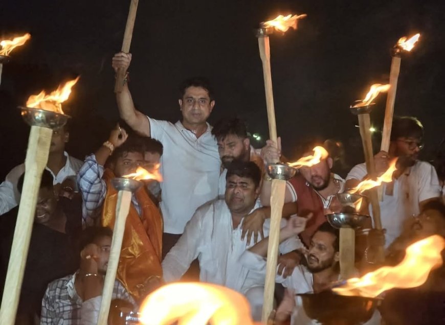 युवाओं की ललकार वोट चोर- गद्दी छोड़