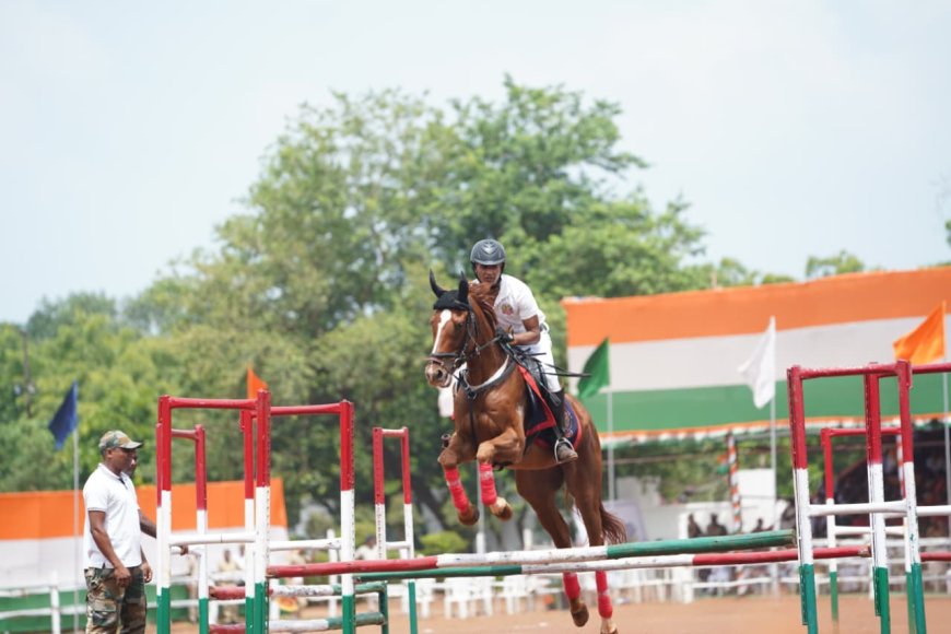 स्वतंत्रता दिवस समारोह: शालेय विद्यार्थियों की सांस्कृतिक प्रस्तुतियों ने बांधा समां