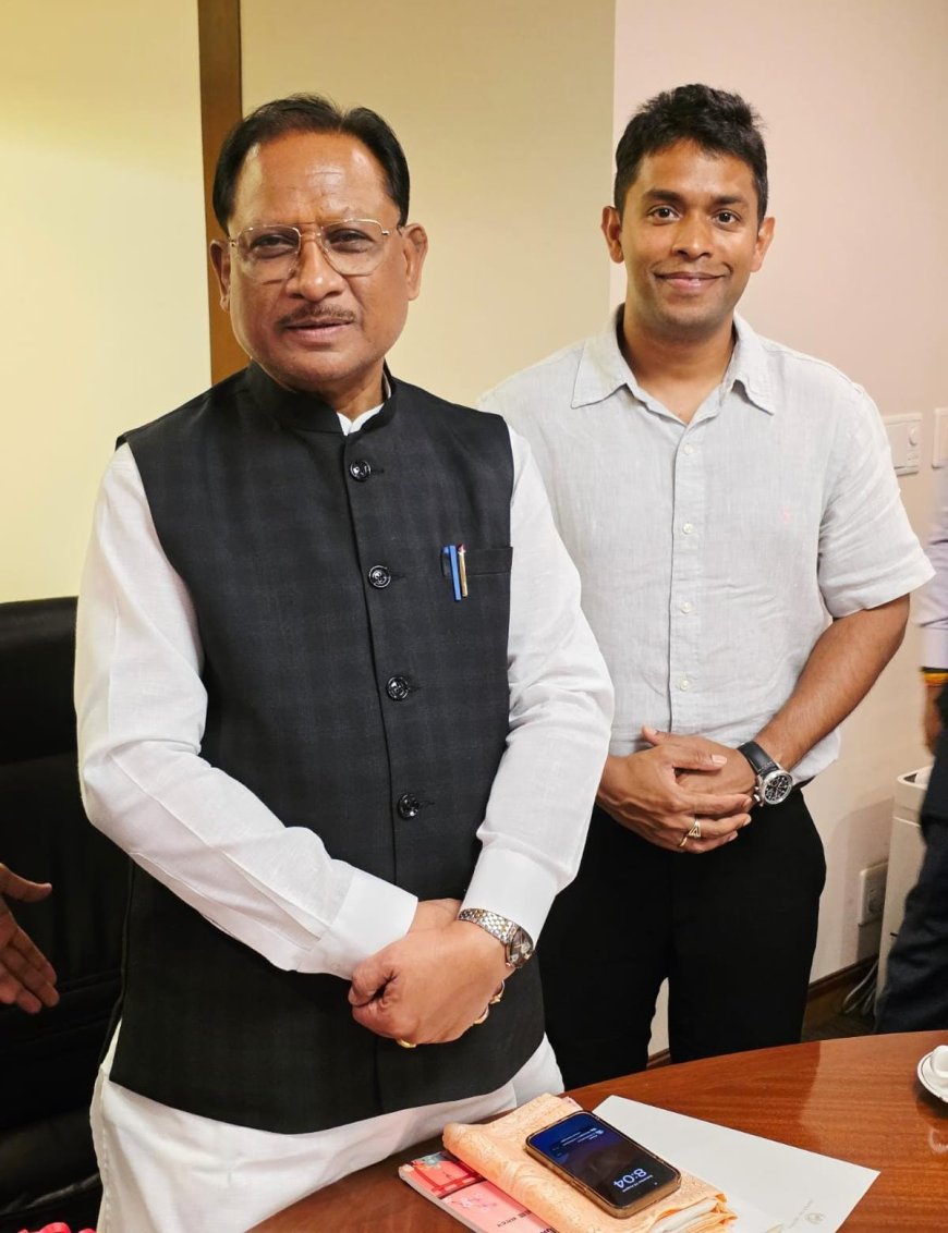 बस्तर के होनहार अविनाश से टोक्यो में मिले मुख्यमंत्री 