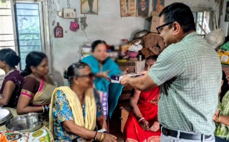 आओ बांटे खुशियां : बच्चों और वृद्धजनों के साथ जन्मदिन पर बिताया समय