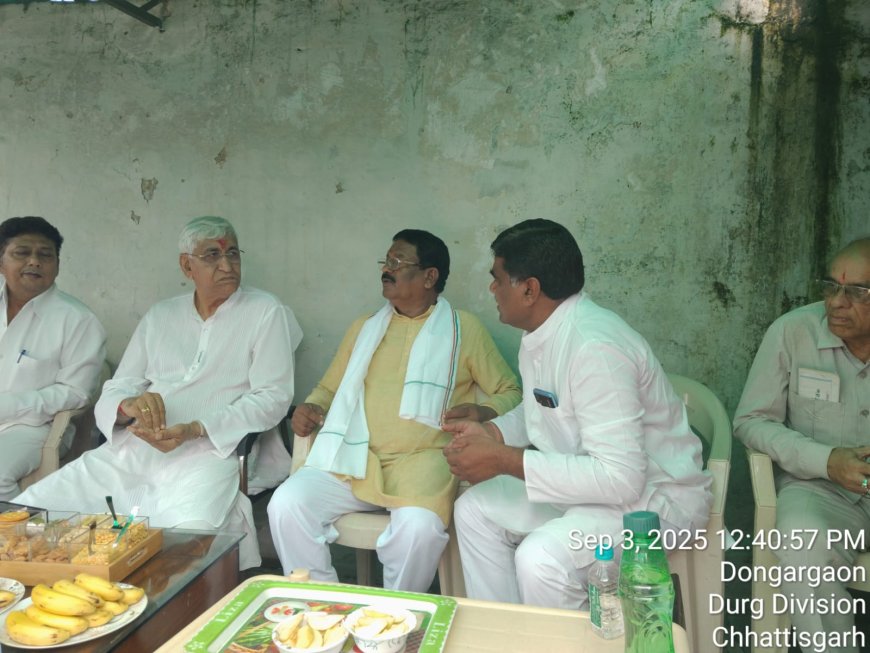 पूर्व उपमुख्यमंत्री टीएस बाबा पूर्व  विधायक छन्नी साहू को लेकर पहुचे खुज्जी चौकी मे ऐतिहासिक स्वागत