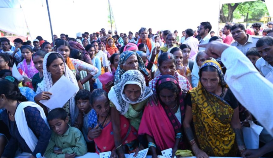 आधार कार्ड समस्या निवारण शिविर का हजारों लोगों ने लिया लाभ