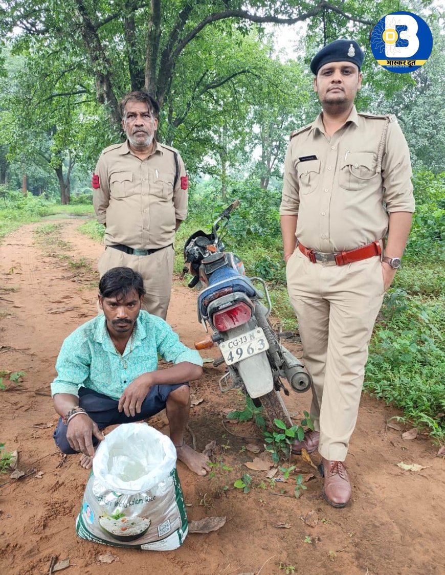 32.6 लीटर महुआ शराब जब्त, दो आरोपी गिरफ्तार